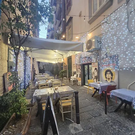 Maison Nonna Raffaela A Toledo Neapol