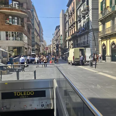Maison Nonna Raffaela A Toledo * Neapol
