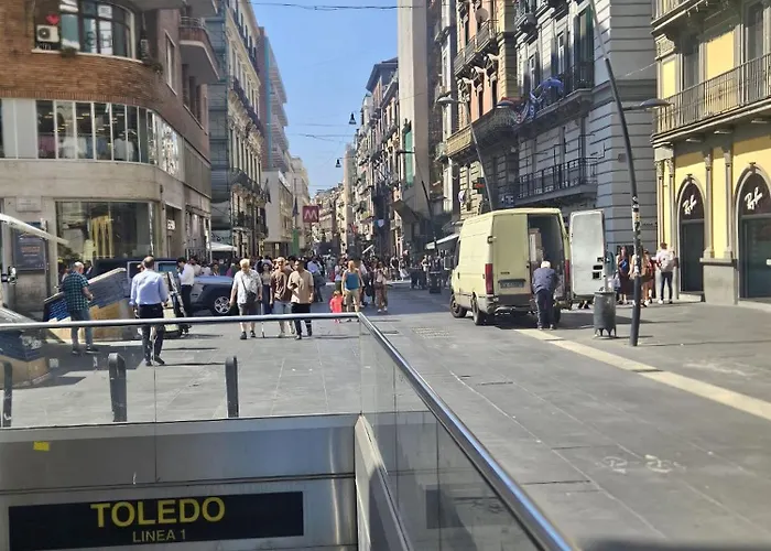 Maison Nonna Raffaela A Toledo * Neapol