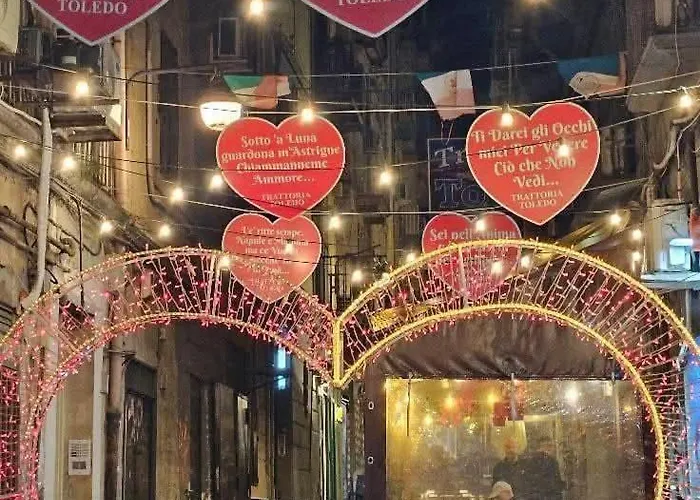 Appartamento Maison Nonna Raffaela A Toledo *