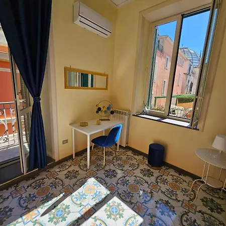 Maison Nonna Raffaela A Toledo * Naples